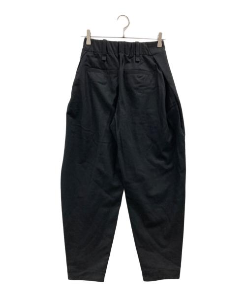 ISSEY MIYAKE（イッセイミヤケ）ISSEY MIYAKE (イッセイミヤケ) ウールテーパードパンツ ブラック サイズ:1の古着・服飾アイテム