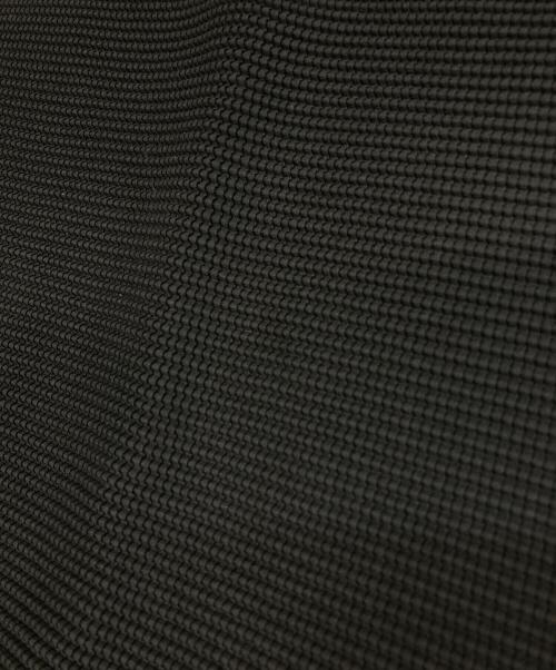 me ISSEY MIYAKE（ミーイッセイ ミヤケ）me ISSEY MIYAKE (ミーイッセイ ミヤケ) ハイネックプリーツカットソー ブラック サイズ:不明(実寸参照)の古着・服飾アイテム