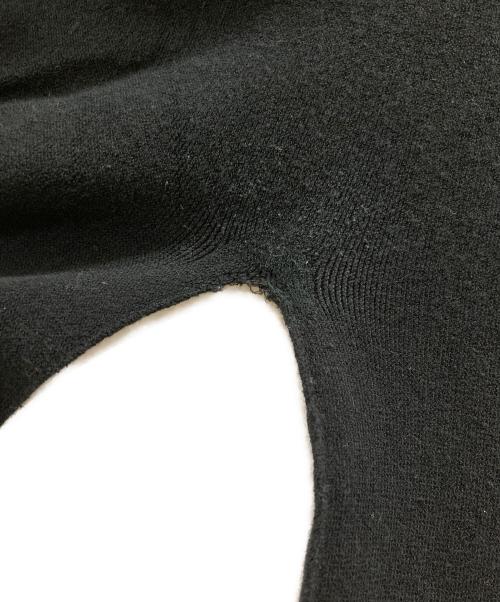 A-POC ABLE ISSEY MIYAKE（エイポック エイブル イッセイ ミヤケ）A-POC ABLE ISSEY MIYAKE (エイポック エイブル イッセイ ミヤケ) ハイネックカットソー ブラック サイズ:2の古着・服飾アイテム