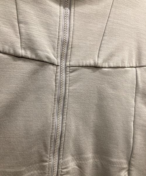 ARC'TERYX（アークテリクス）ARC'TERYX (アークテリクス) KYANITE AR TECH WOOL HOODY オリーブ サイズ:Mの古着・服飾アイテム