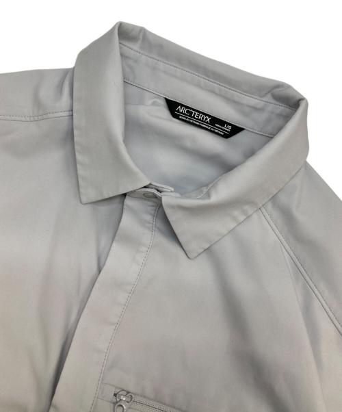 ARC'TERYX（アークテリクス）ARC'TERYX (アークテリクス) Skyline LS Shirt グレー サイズ:Lの古着・服飾アイテム