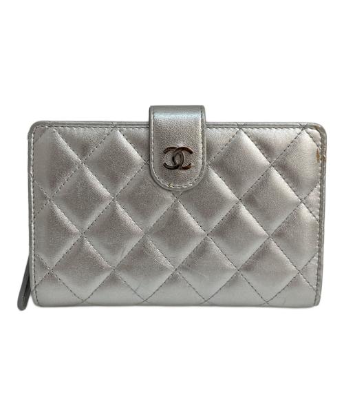 CHANEL（シャネル）CHANEL (シャネル) マトラッセ 2つ折り財布 シルバーの古着・服飾アイテム