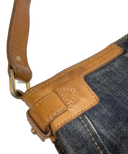 BURBERRY BLUE LABEL（バーバリー ブルー レーベル）BURBERRY BLUE LABEL (バーバリー ブルー レーベル) デニムワンショルダーバッグ インディゴの古着・服飾アイテム