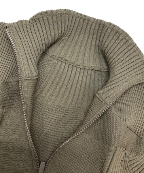ISSEY MIYAKE（イッセイミヤケ）ISSEY MIYAKE (イッセイミヤケ) KONE KONE ジップアップ ブルゾン オリーブ サイズ:2の古着・服飾アイテム