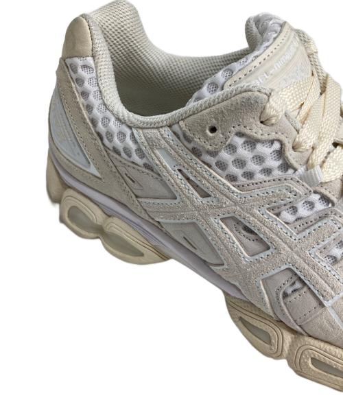 asics（アシックス）asics (アシックス) ENNOY (エンノイ) Gel-Nimbus 9 ホワイト×クリーム サイズ:28の古着・服飾アイテム