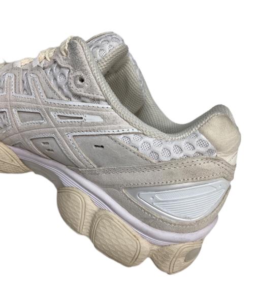 asics（アシックス）asics (アシックス) ENNOY (エンノイ) Gel-Nimbus 9 ホワイト×クリーム サイズ:28の古着・服飾アイテム