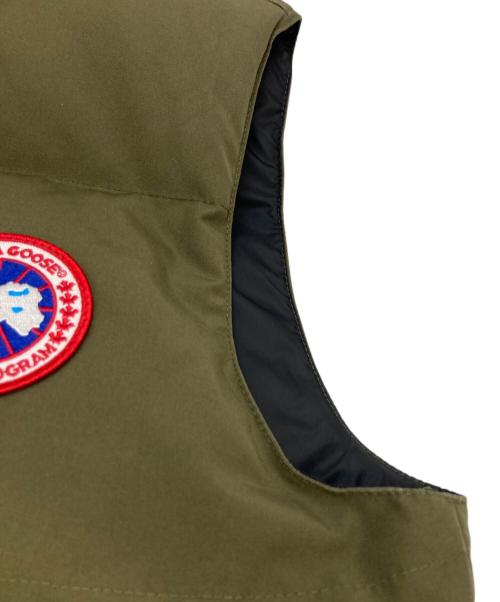 CANADA GOOSE（カナダグース）CANADA GOOSE (カナダグース) Freestyle Crew Vest カーキ サイズ:Sの古着・服飾アイテム