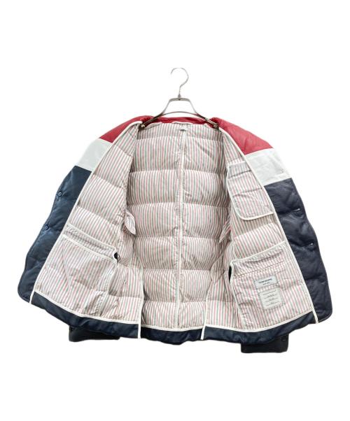 Thom Browne（トムブラウン）Thom Browne (トムブラウン) ダウン クラシック シングルブレスト スポーツコート ディアスキン ネイビー×レッドの古着・服飾アイテム