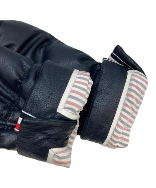 Thom Browne（トムブラウン）Thom Browne (トムブラウン) ダウン クラシック シングルブレスト スポーツコート ディアスキン ネイビー×レッドの古着・服飾アイテム