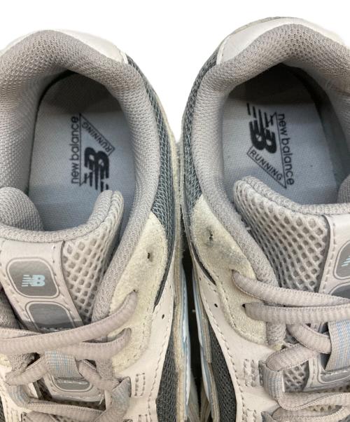 NEW BALANCE（ニューバランス）NEW BALANCE (ニューバランス) emmi (エミ) U204L6TN ホワイト×グレー サイズ:23.5の古着・服飾アイテム