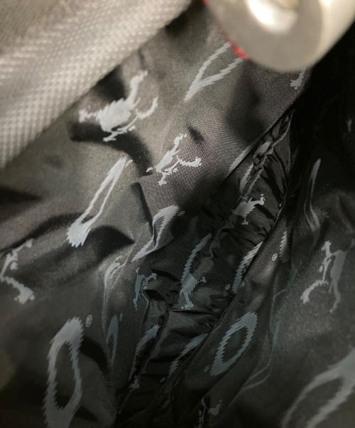 OAKLEY（オークリー）OAKLEY (オークリー) AP タクティカル ローラーバッグ クリップ　アーカイブ　 ブラックの古着・服飾アイテム