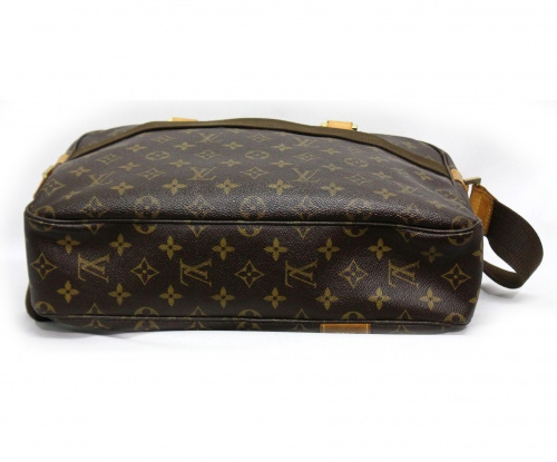 LOUIS VUITTON（ルイ ヴィトン）LOUIS VUITTON (ルイヴィトン) ボスフォール ブラウン サイズ:- モノグラム M40043 CA0075　ボスフォールの古着・服飾アイテム