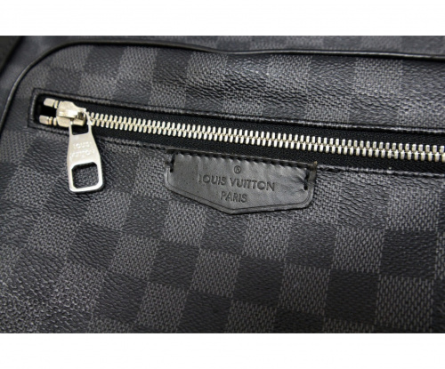 LOUIS VUITTON（ルイ ヴィトン）LOUIS VUITTON (ルイヴィトン) ジョッシュバックパック ブラック サイズ:- ダミエ・グラフィット N41473 TJ4108の古着・服飾アイテム