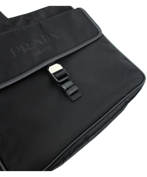 PRADA（プラダ）PRADA (プラダ) ショルダーバッグ ブラック VA0269の古着・服飾アイテム