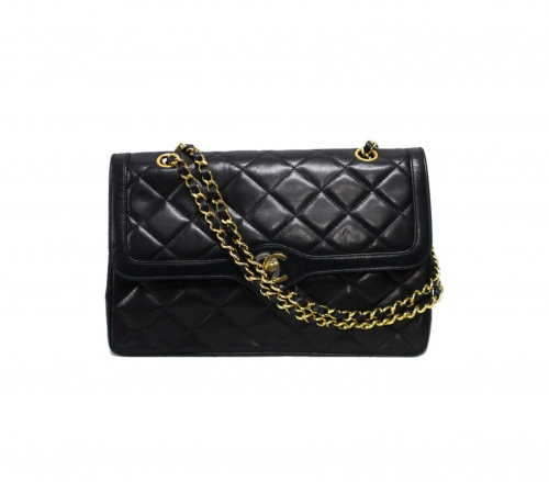 CHANEL（シャネル）CHANEL (シャネル) ダブルフラップチェーンショルダーバッグ サイズ:- マトラッセ 1672552　パリ限定モデルの古着・服飾アイテム