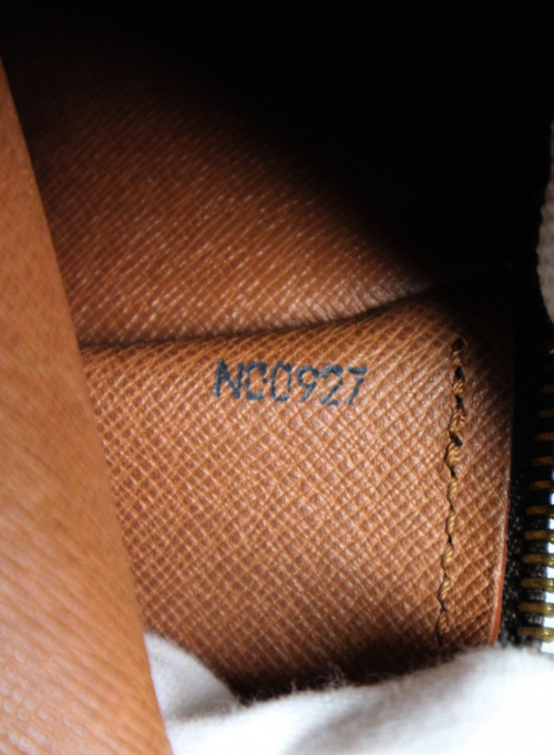 LOUIS VUITTON（ルイ ヴィトン）LOUIS VUITTON (ルイヴィトン) ハンドバッグ ブラウン モノグラム M51365 NO0927の古着・服飾アイテム