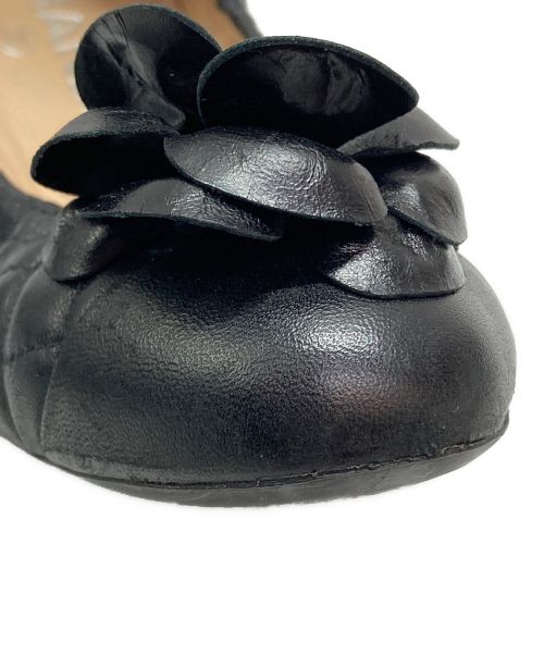 CHANEL（シャネル）CHANEL (シャネル) フラットシューズ ブラック サイズ:SIZE 37の古着・服飾アイテム