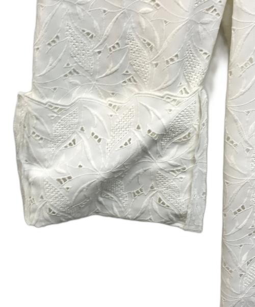 UNITED ARROWS TOKYO（ユナイテッドアローズトウキョウ）UNITED ARROWS TOKYO (ユナイテッドアローズトウキョウ) スカラップレースパンツ ホワイト サイズ:36の古着・服飾アイテム