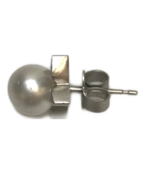 LOUIS VUITTON（ルイ ヴィトン）LOUIS VUITTON (ルイ ヴィトン) パールモチーフピアス シルバーの古着・服飾アイテム