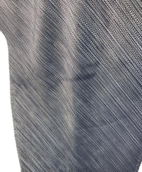 PLEATS PLEASE（プリーツプリーズ）PLEATS PLEASE (プリーツプリーズ) 斜めプリーツワンピース シルバー×ブルー サイズ:3の古着・服飾アイテム