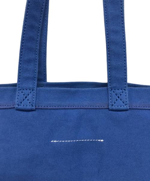 MM6 Maison Margiela（エムエムシックスメゾンマルジェラ）MM6 Maison Margiela (エムエムシックス メゾンマルジェラ) インサイドアウトキャンバストートバッグ ブルーの古着・服飾アイテム