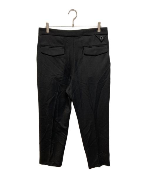 WHITE MOUNTAINEERING（ホワイトマウンテ二アニング）WHITE MOUNTAINEERING (ホワイトマウンテ二アニング) ベルテッドテーパードパンツ ブラック サイズ:1の古着・服飾アイテム