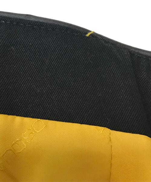 DSQUARED2（ディースクエアード）DSQUARED2 (ディースクエアード) カウレザービスチェ ブラック サイズ:46の古着・服飾アイテム