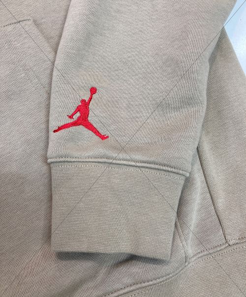 JORDAN BRAND（ジョーダン ブランド）JORDAN BRAND (ジョーダン ブランド) Travis Cactus Jack (トラヴィススコット/カクタスジャック) プルオーバーパーカー ベージュ サイズ:Sの古着・服飾アイテム