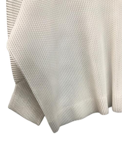 PLEATS PLEASE（プリーツプリーズ）PLEATS PLEASE (プリーツプリーズ) プリーツカットソー ホワイト サイズ:SIZE 3の古着・服飾アイテム