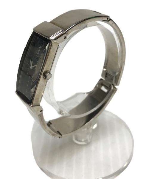 Yves Saint Laurent（イヴサンローラン）Yves Saint Laurent (イヴサンローラン) スクエア腕時計の古着・服飾アイテム