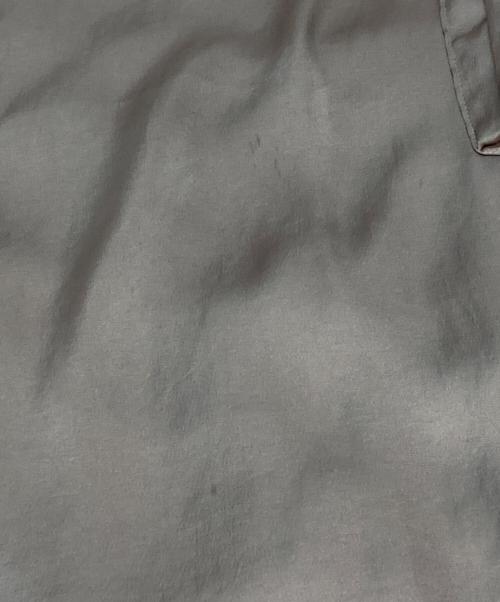 EVERYDAY I LIKE.（エヴリデイ アイ ライク）EVERYDAY I LIKE. (エヴリデイ アイ ライク) ライトサテンカーゴパンツ カーキ サイズ:38の古着・服飾アイテム