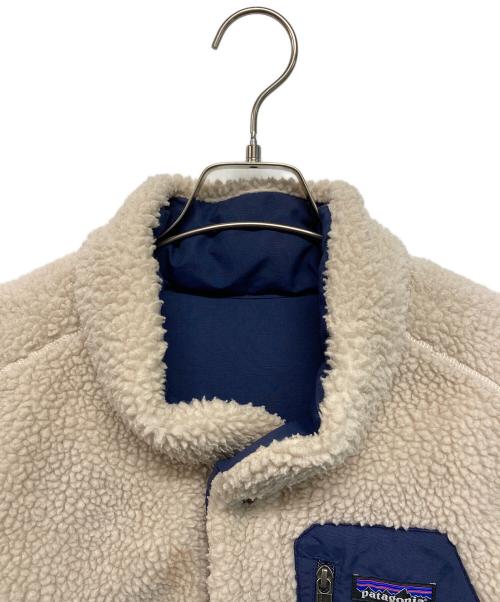 Patagonia（パタゴニア）Patagonia (パタゴニア) リバーシブル・ビビー・ダウン・ベスト ベージュ サイズ:-の古着・服飾アイテム