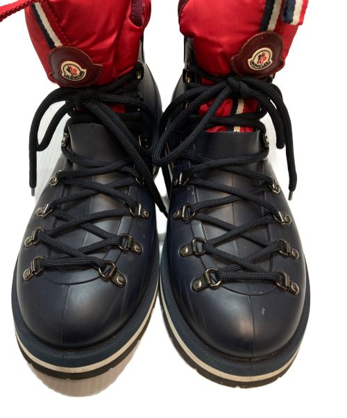 MONCLER（モンクレール）MONCLER (モンクレール) HENOC SCARPA ラバーブーツ ネイビー×レッド サイズ:42の古着・服飾アイテム
