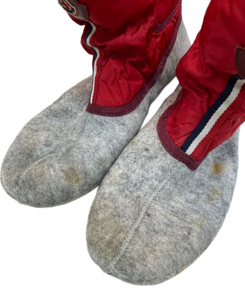 MONCLER（モンクレール）MONCLER (モンクレール) HENOC SCARPA ラバーブーツ ネイビー×レッド サイズ:42の古着・服飾アイテム