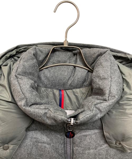 MONCLER（モンクレール）MONCLER (モンクレール) MONTGENEVRE ダウンジャケット グレー サイズ:6の古着・服飾アイテム