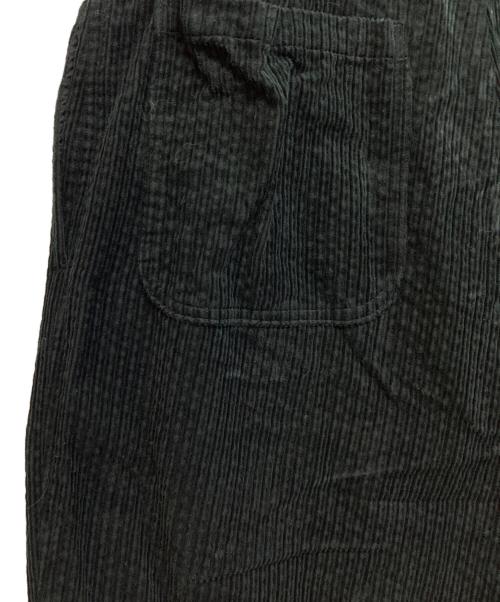 susuri（ススリ）susuri　　 (ススリ) タピールパンツ ブラック サイズ:SIZE 4の古着・服飾アイテム