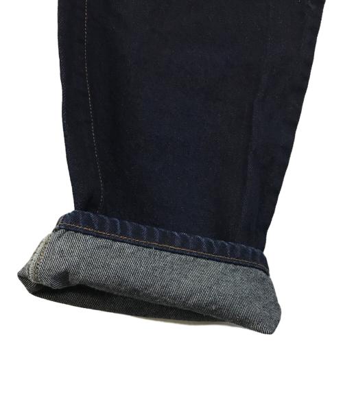 maison emerald（メゾンエメラルド）maison emerald (メゾンエメラルド) ワッペン付きデニムパンツ ネイビー サイズ:SIZE Ｍの古着・服飾アイテム