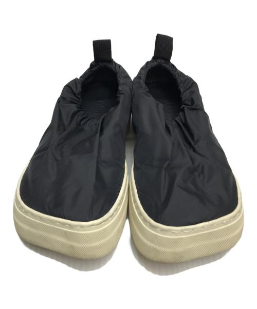 MM6 Maison Margiela（エムエムシックスメゾンマルジェラ）MM6 Maison Margiela (エムエムシックス メゾンマルジェラ) ナイロンスリッポン ブラック サイズ:35の古着・服飾アイテム
