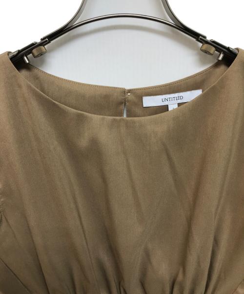 UNTITLED（アンタイトル）UNTITLED (アンタイトル) ウエストギャザートップス ブラウン サイズ:2 未使用品の古着・服飾アイテム