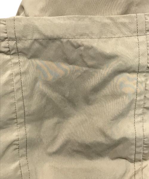 J.PRESS（ジェイプレス）J.PRESS (ジェイプレス) 洗える・撥水マイクロタフタ フーデッドショートコート ベージュ サイズ:T13の古着・服飾アイテム