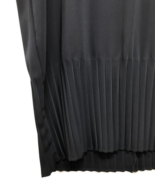 mizuiro-ind（ミズイロインド）mizuiro-ind (ミズイロインド) 袖先・裾プリーツコクーンデザインワンピース ネイビー サイズ:Freeの古着・服飾アイテム