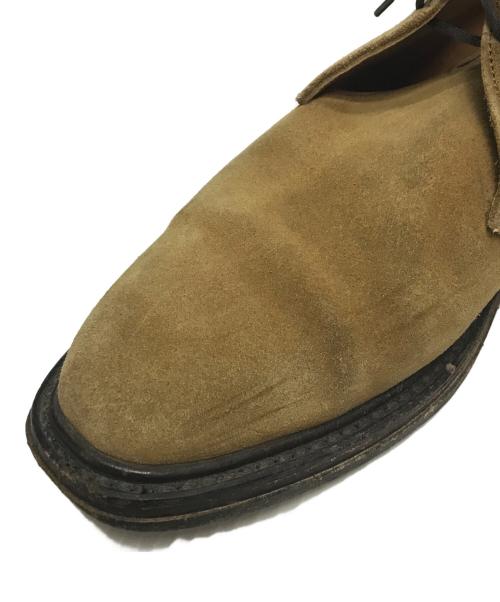 Tricker's（トリッカーズ）Tricker's (トリッカーズ) チャッカブーツ ベージュ サイズ:7の古着・服飾アイテム