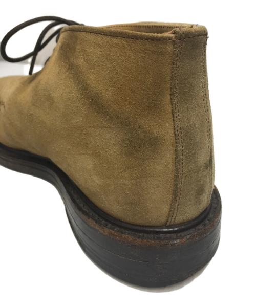 Tricker's（トリッカーズ）Tricker's (トリッカーズ) チャッカブーツ ベージュ サイズ:7の古着・服飾アイテム