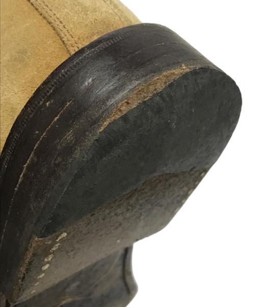 Tricker's（トリッカーズ）Tricker's (トリッカーズ) チャッカブーツ ベージュ サイズ:7の古着・服飾アイテム