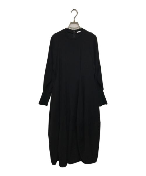 ENFOLD（エンフォルド）ENFOLD (エンフォルド) CURVE-SLEEVE ASYMMETRY-DRESS ブラック サイズ:SIZE 38の古着・服飾アイテム