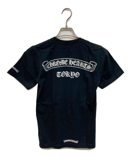 CHROME HEARTS（クロムハーツ）CHROME HEARTS (クロムハーツ) スクロールラベルTシャツ ブラック サイズ:XSの古着・服飾アイテム