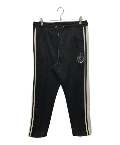 A BATHING APE（ア ベイシング エイプ）A BATHING APE (ア ベイシング エイプ) LUX SPORT PATTERN JAQUARD TRACK PANTS ブラック サイズ:SIZE Lの古着・服飾アイテム
