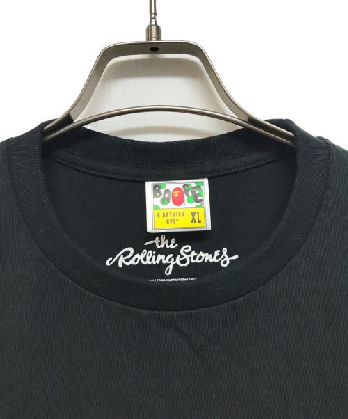 A BATHING APE（ア ベイシング エイプ）A BATHING APE (ア ベイシング エイプ) ROLLING STONES (ローリングストーンズ) 25SS Camo Tongue S/S Tee ブラック サイズ:XLの古着・服飾アイテム