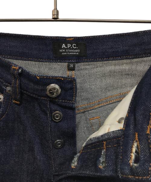 A.P.C.（アーペーセー）A.P.C. (アーペーセー) ニュースタンダードジーンズ インディゴ サイズ:W26の古着・服飾アイテム