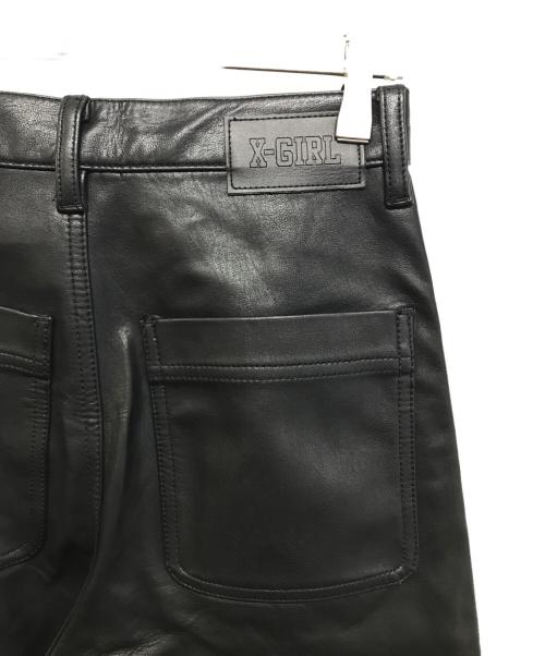 X-GIRL（エックスガール）X-GIRL (エックスガール) FAUX LEATHER CONTRAST LINE PANTS ブラック サイズ:SIZE Mの古着・服飾アイテム